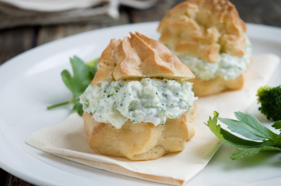 Gefüllte Brandteigbällchen