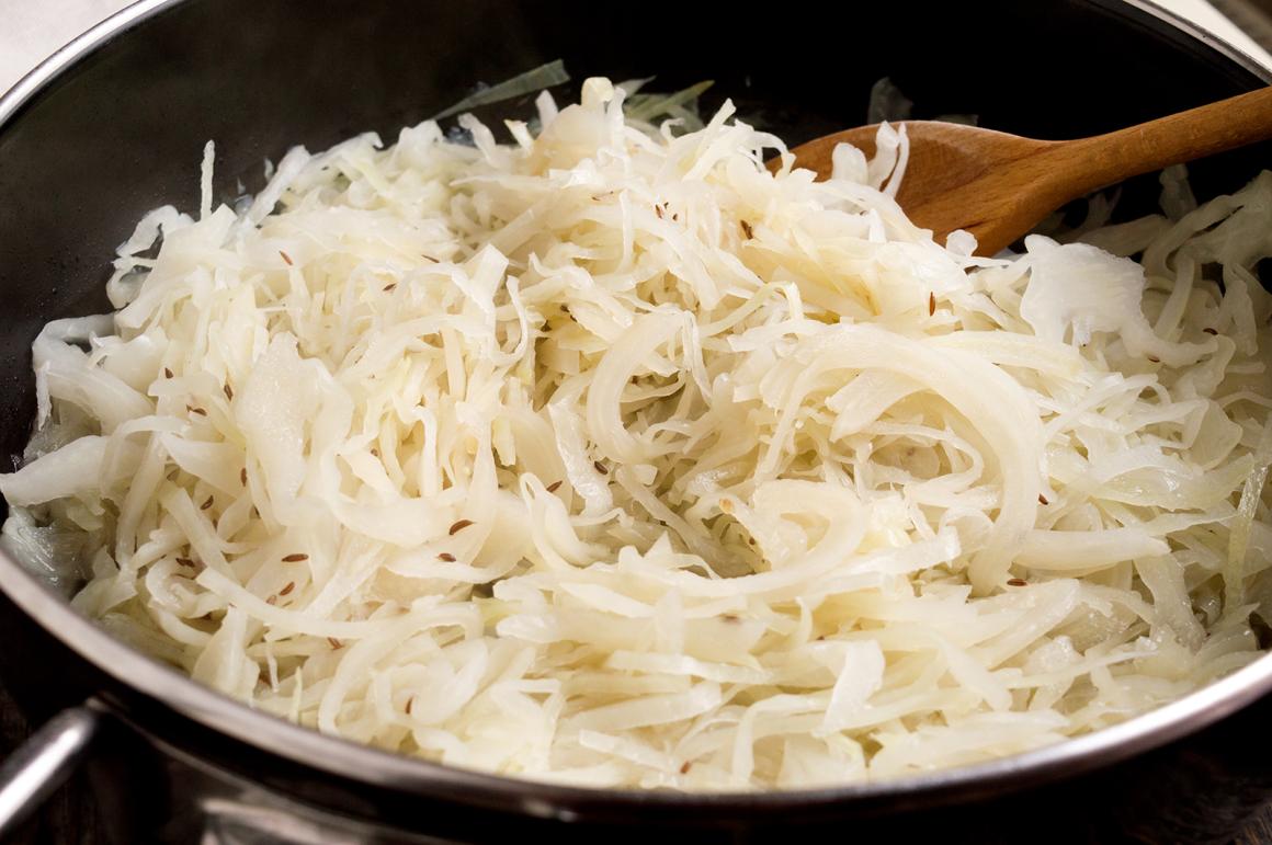 Zwiebel-Weisskohl