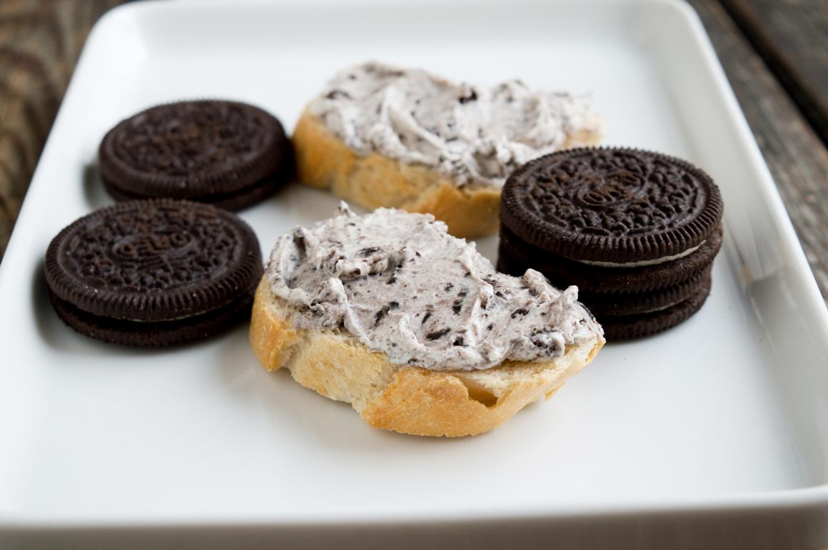 Oreo-Frischkäse-Brotaufstrich