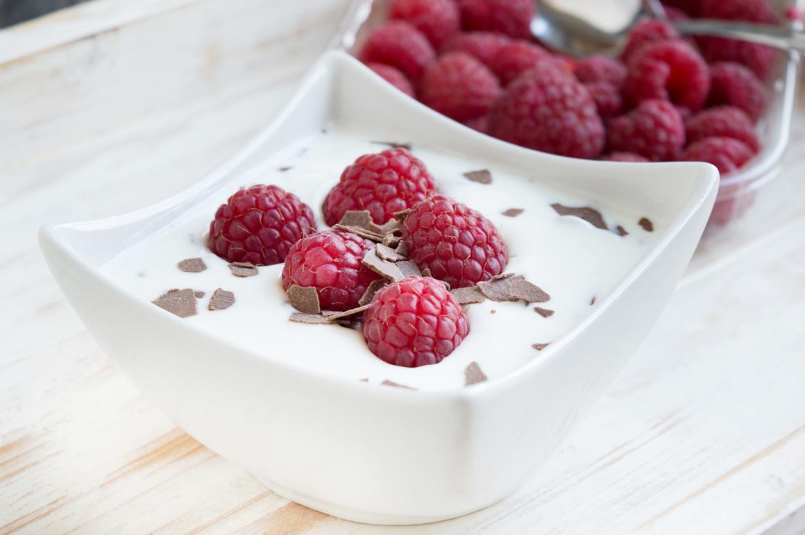 Quarkcreme mit Himbeeren
