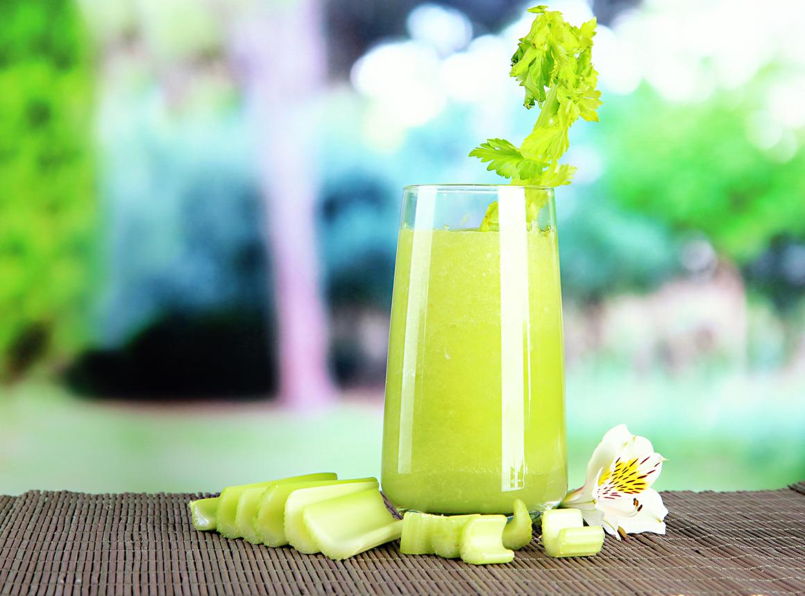 Melone-Apfel-Sellerie Saft
