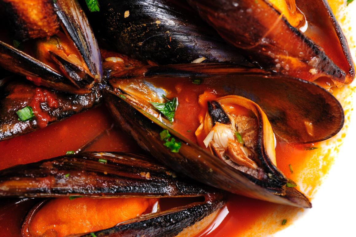 Miesmuscheln in Tomatensauce auf italienische Art