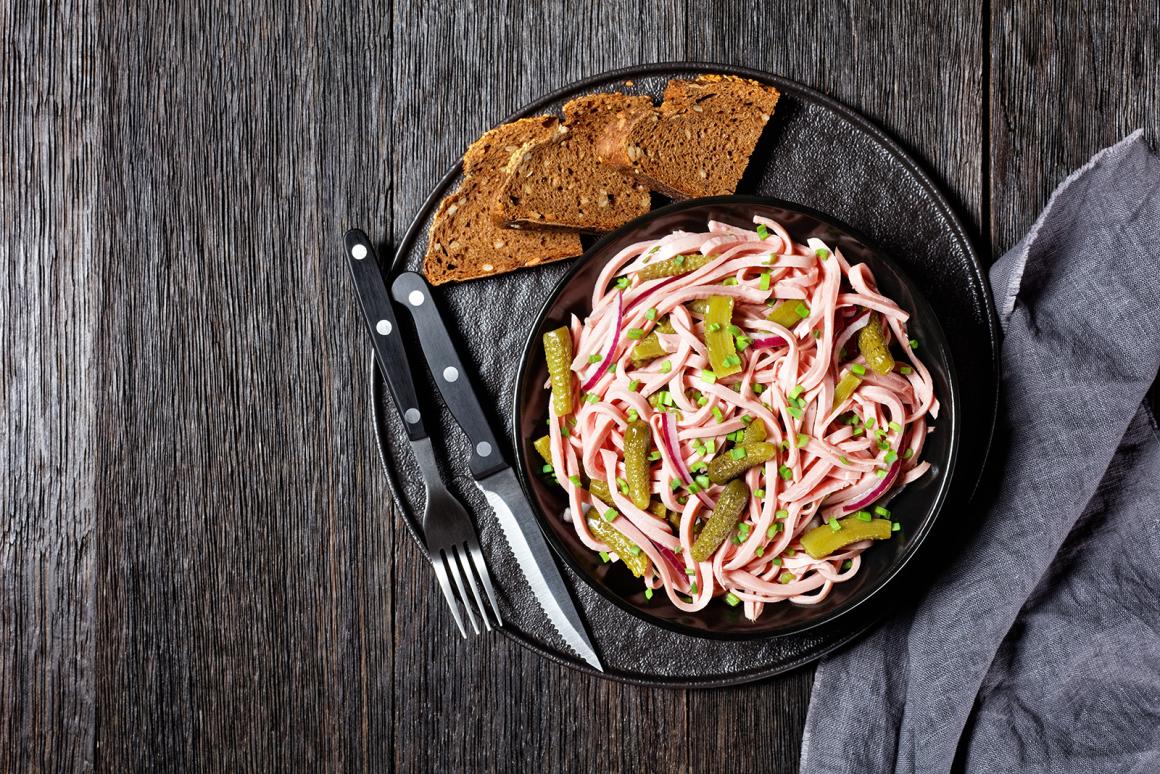 Traditioneller Wurstsalat