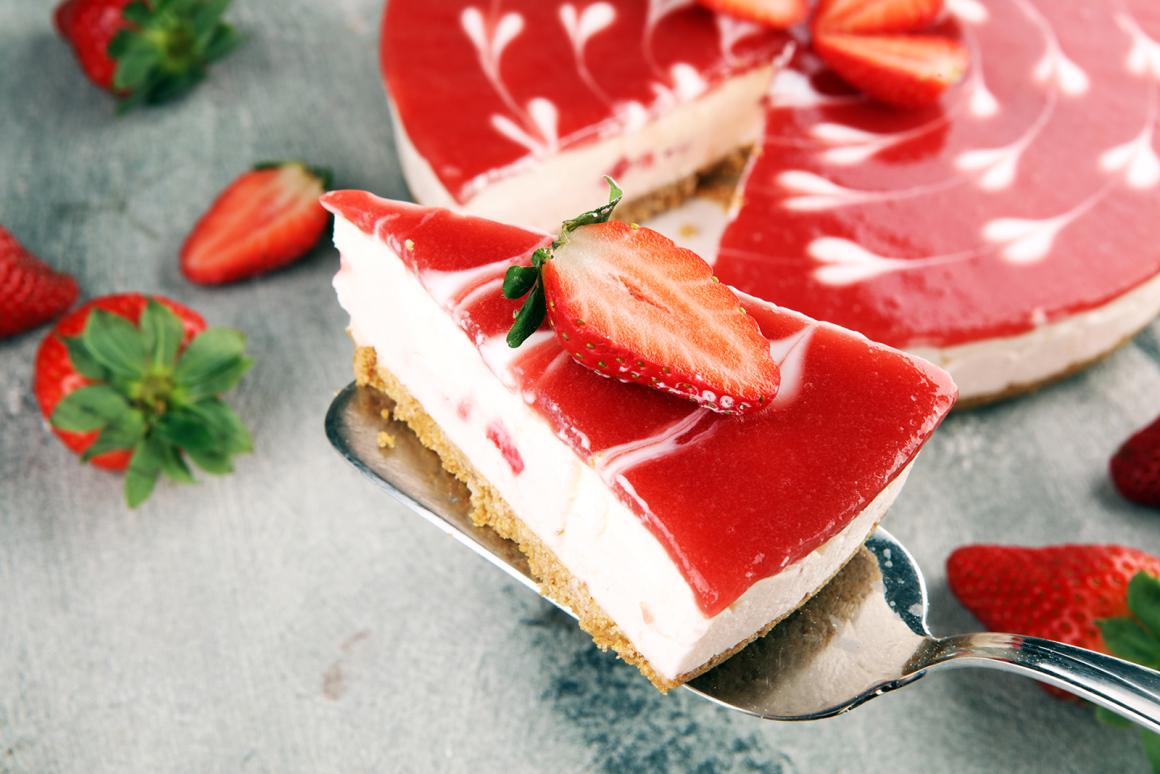 Cheesecake mit Erdbeerpüree - Rezept