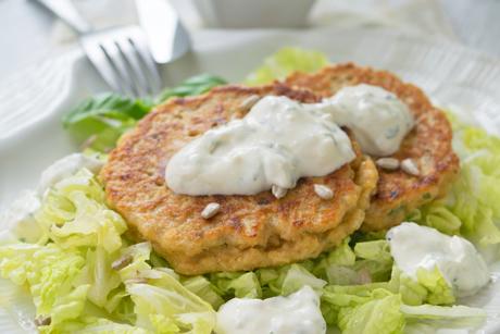 Teigtaler mit Chinakohl und Quarkrahmsauce