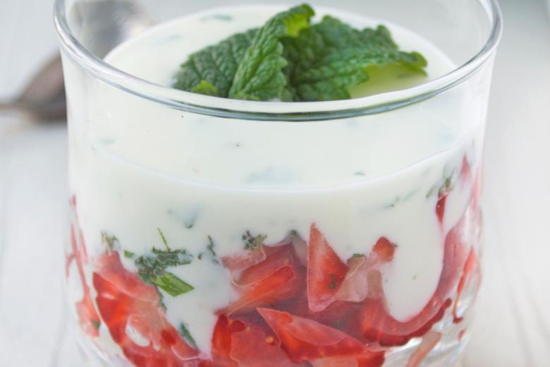Erdbeeren-Minze-Dessert
