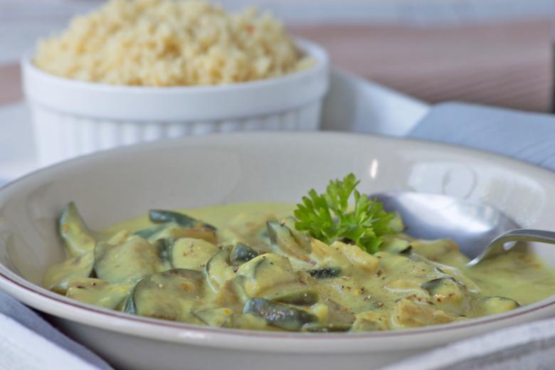Auberginen in Kokosnussmilch