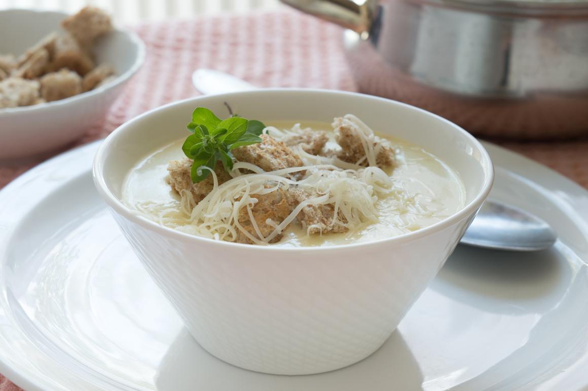 Montafoner Käserahmsuppe