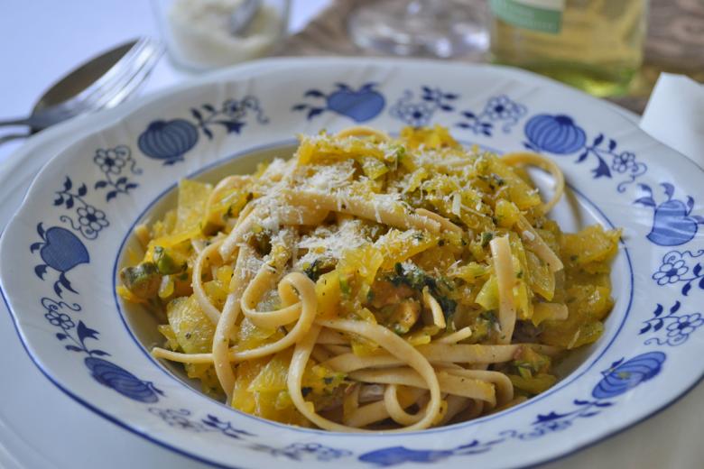 Linguine mit Kürbis und Minze