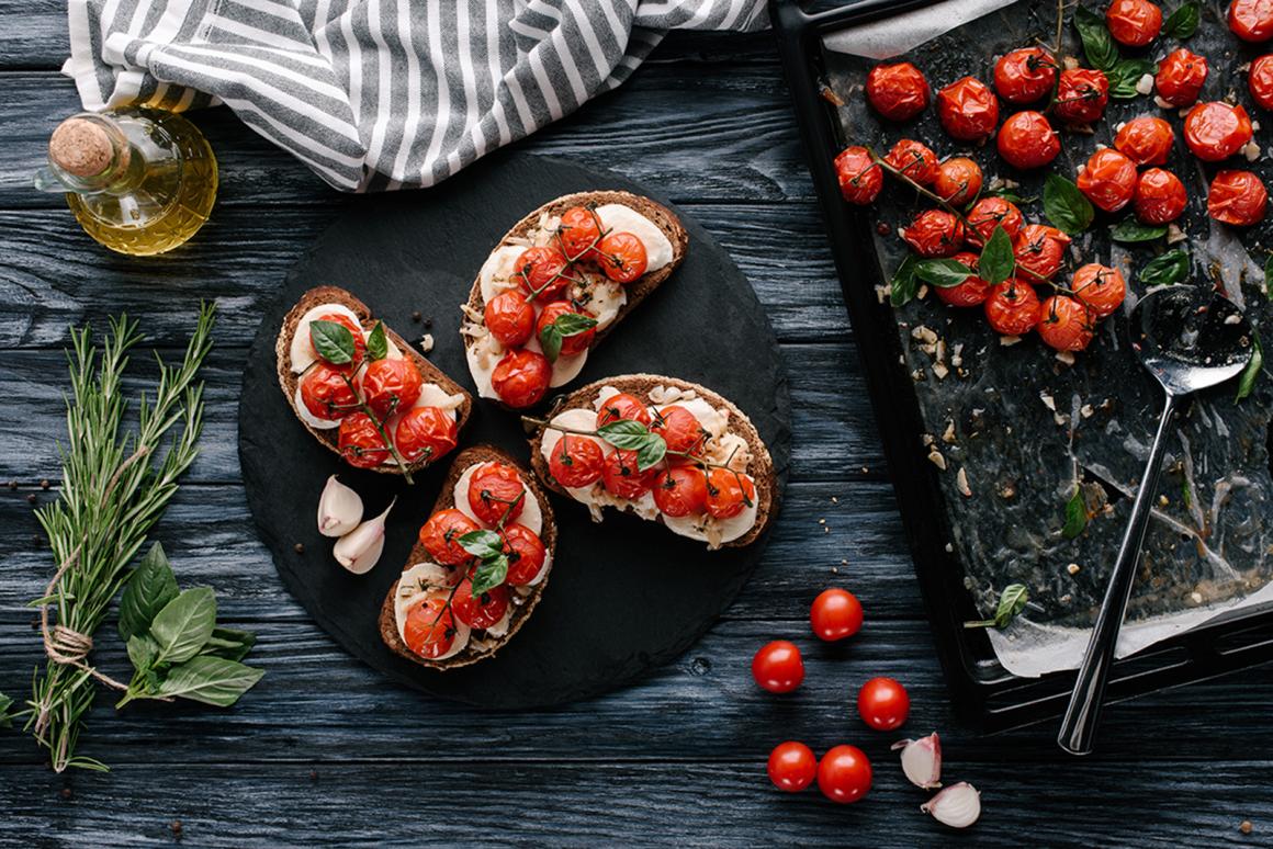 Tomaten-Mozzarella-Sandwich