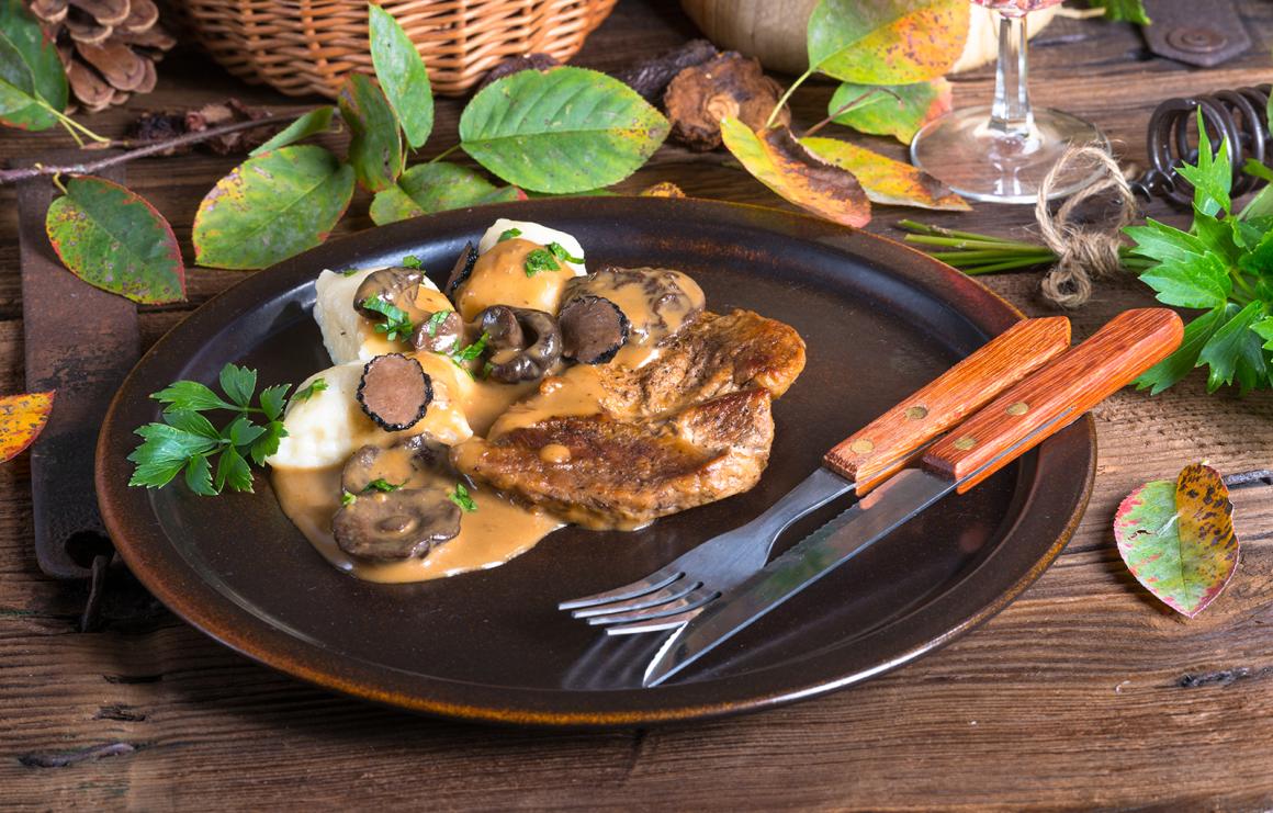 Steak mit Steinpilzsauce - Rezept