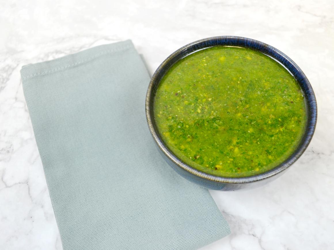 Bärlauchpesto mit Pinienkernen