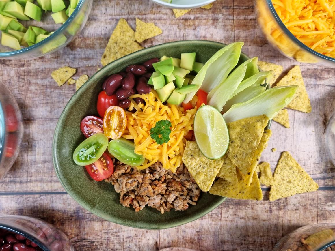 Taco Bowl mit Nachos