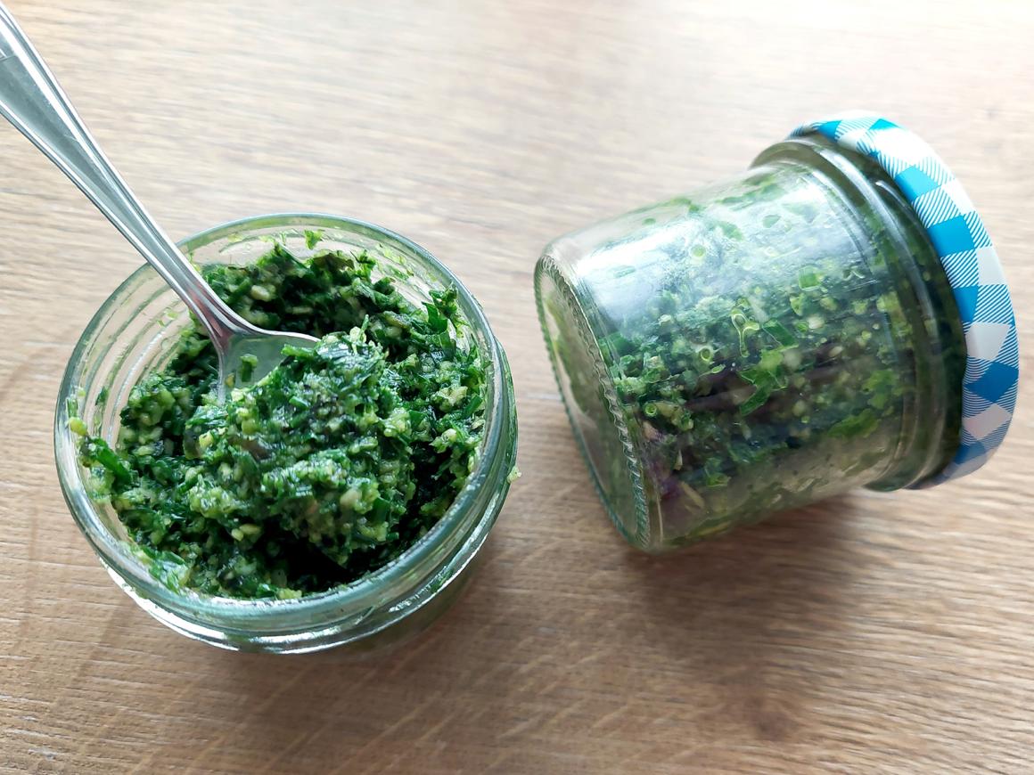 Veganes Schnittlauchpesto