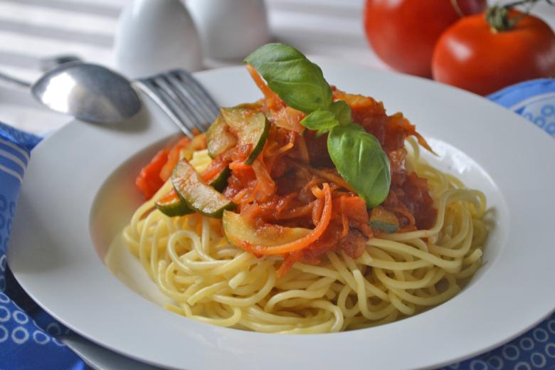 Gemüsesugo mit Tomaten