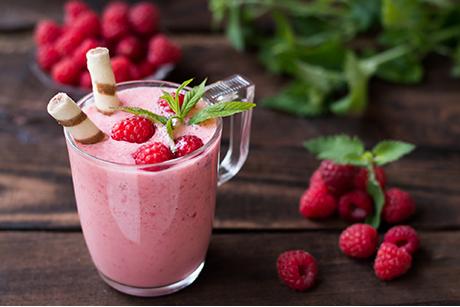 Kefir-Smoothie mit Himbeere