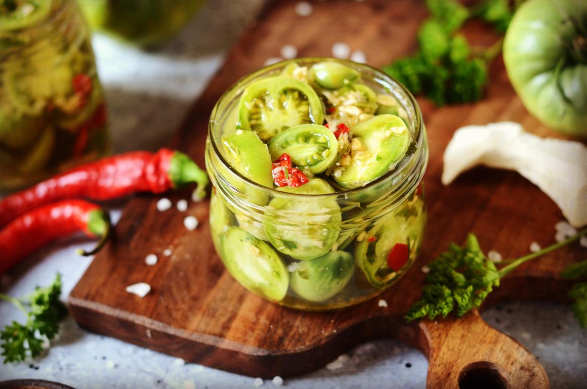 Fermentierte grüne Tomaten