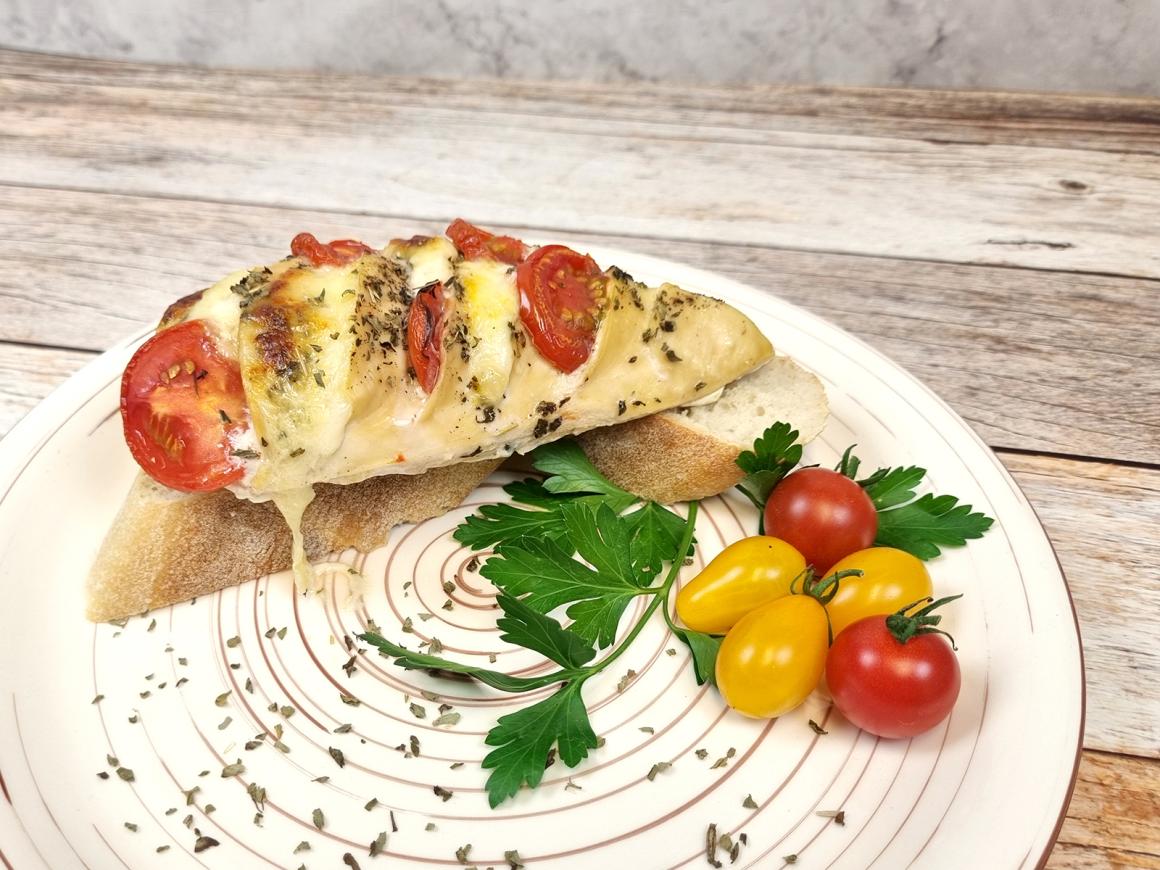 Gefüllte Pouletbrust mit Tomaten und Mozzarella