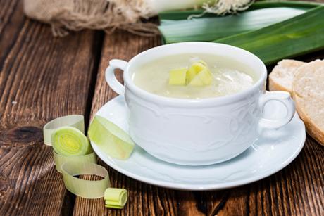 Pürierte Kartoffel-Lauch-Suppe
