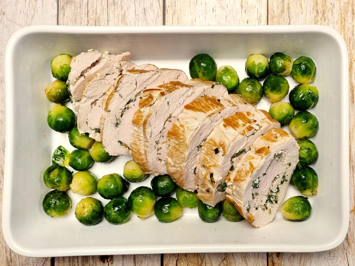 Pouletrollbraten mit Kräuterfülle