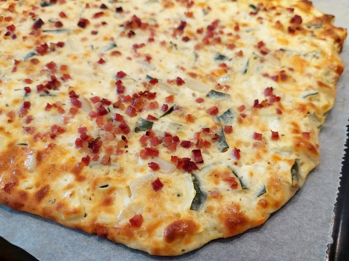 Low Carb Schüttelpizza - Rezept