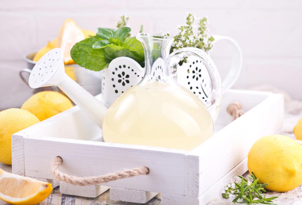 Zitronenlimonade ohne Zucker