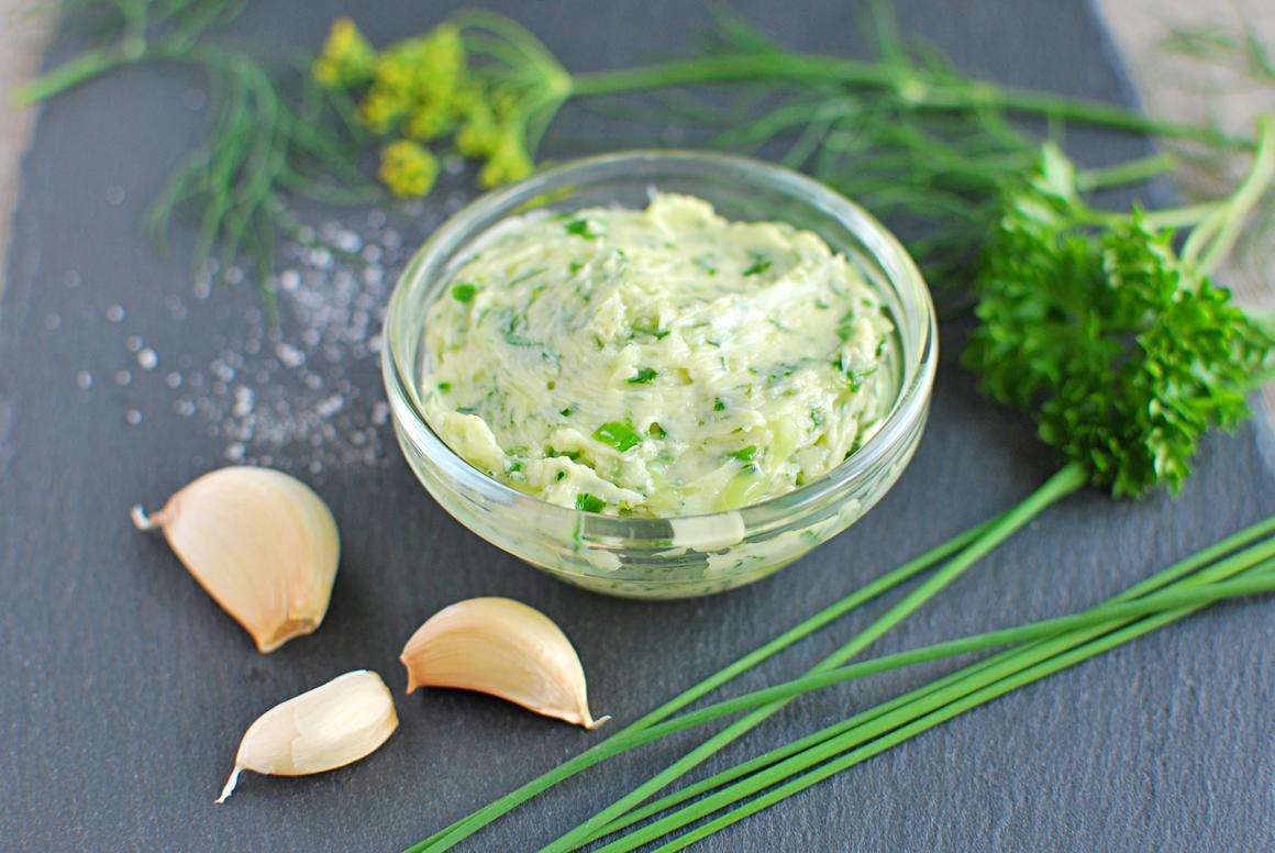 Bärlauch-Knoblauch-Butter - Rezept