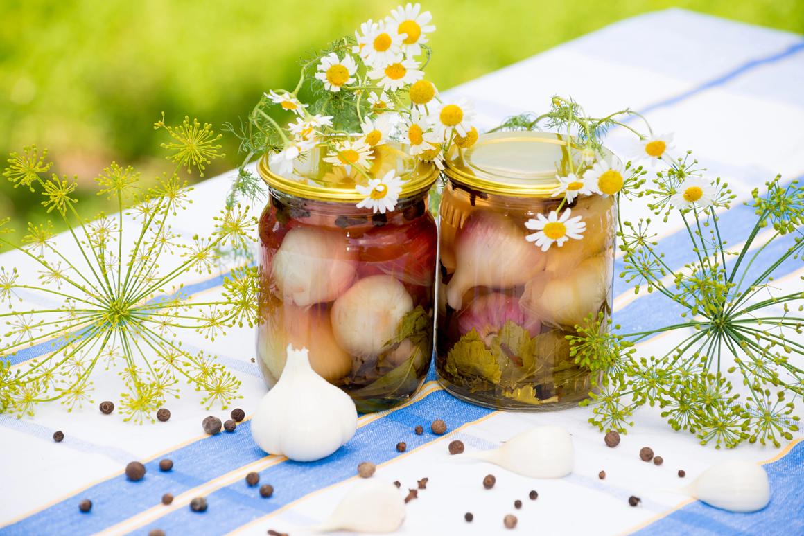 Eingelegter Knoblauch