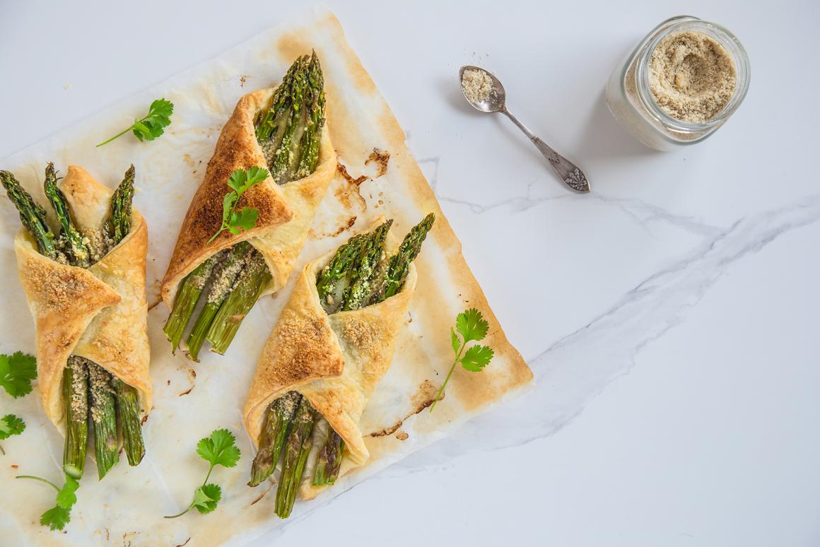 Spargel-Blätterteig-Taschen