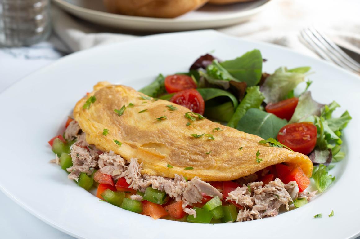 Omelette mit Thunfisch und Peperoni