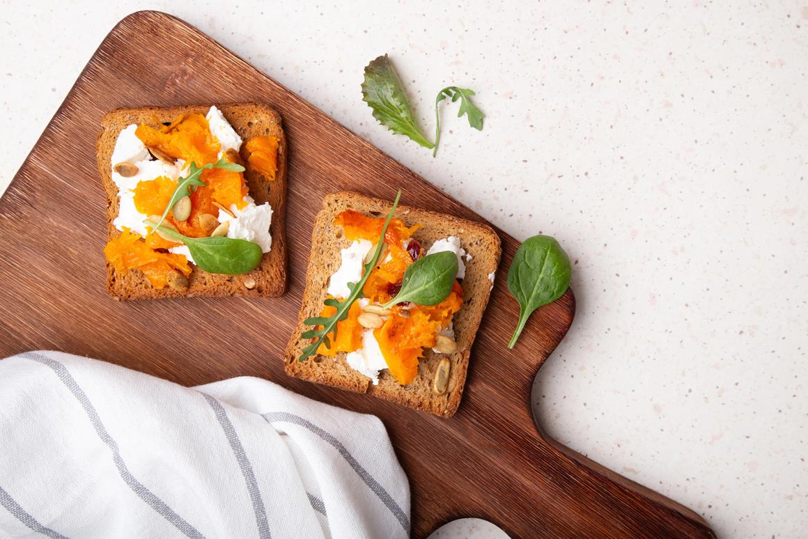 Kürbis-Toast mit Feta
