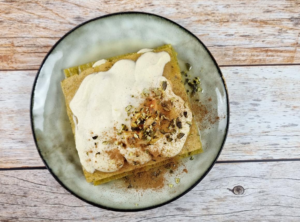 Apfeltiramisu mit Kürbiskernen