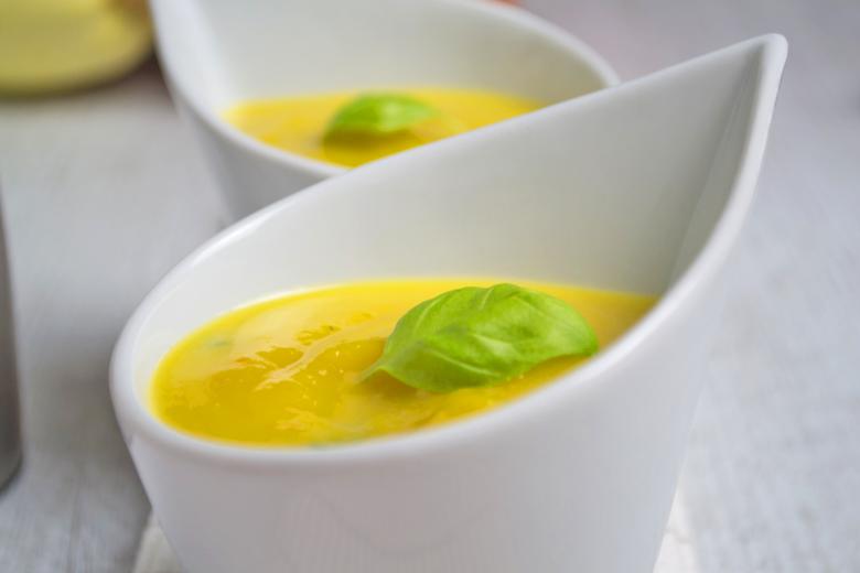 Kürbis-Mango-Suppe
