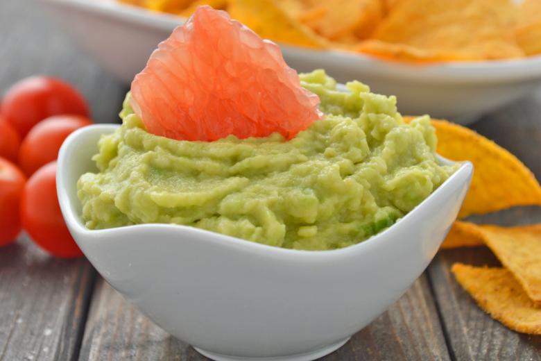 Exotischer Dip mit Avocado