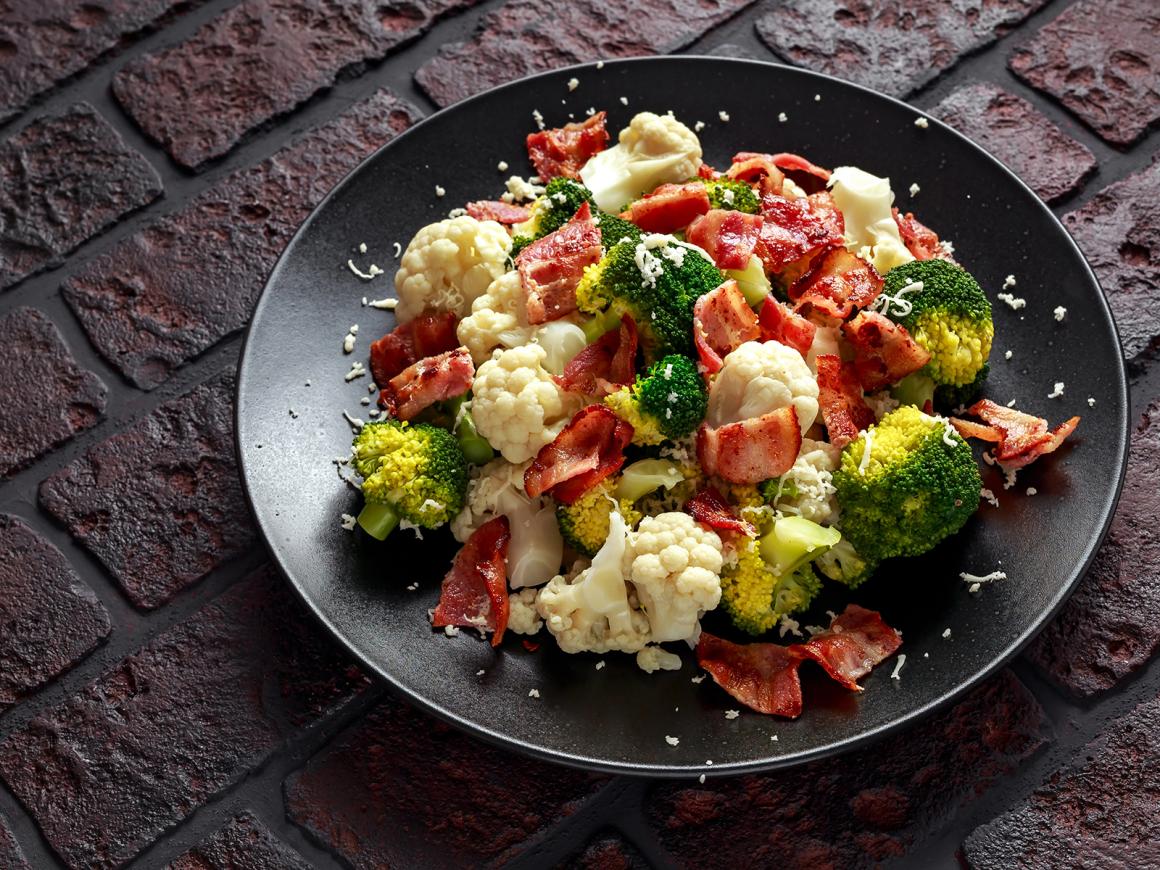 Kohlsalat mit Speck
