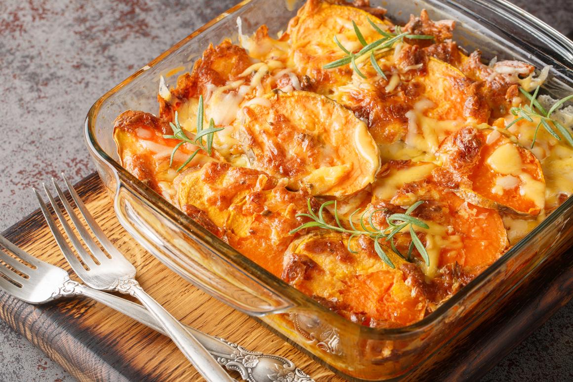 Süsskartoffelgratin mit Cheddar Käse