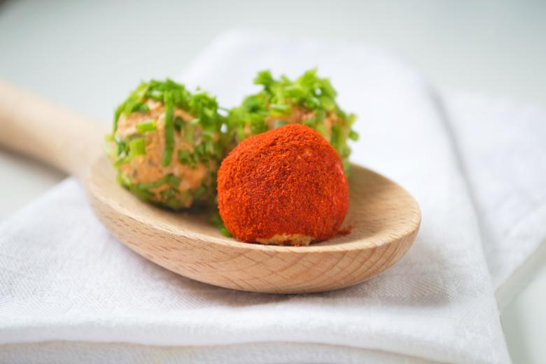 Liptauer Käsebällchen