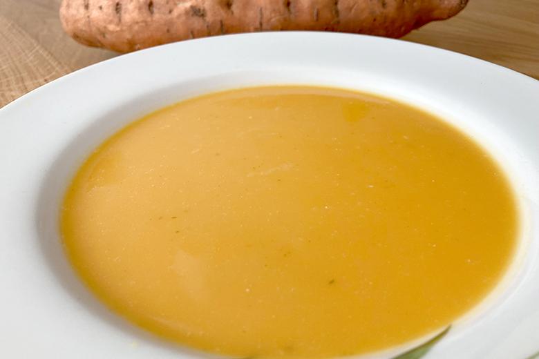 Süsskartoffel-Kokossuppe