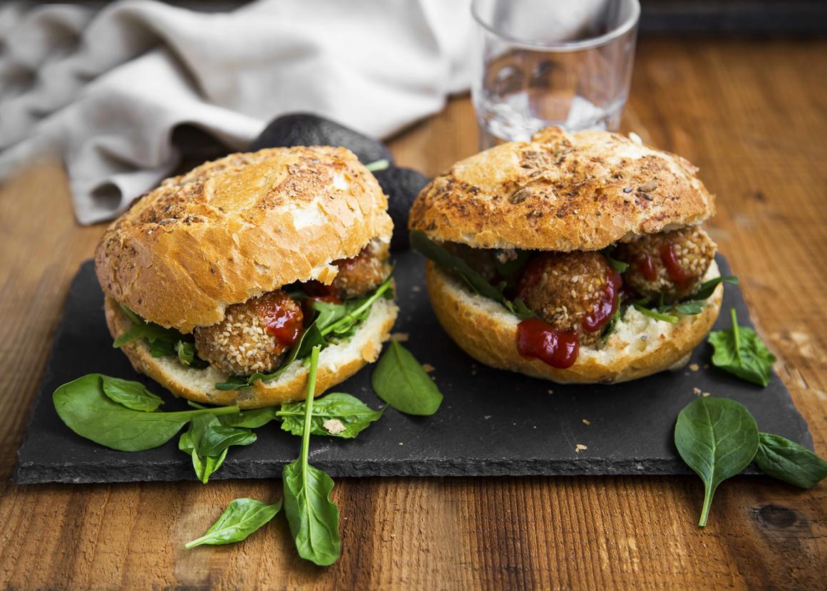 Veganer Falafel-Burger