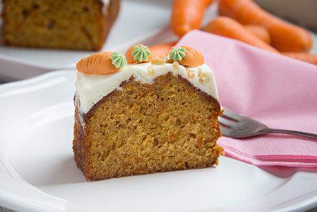 Rüeblikuchen mit Zuckerglasur