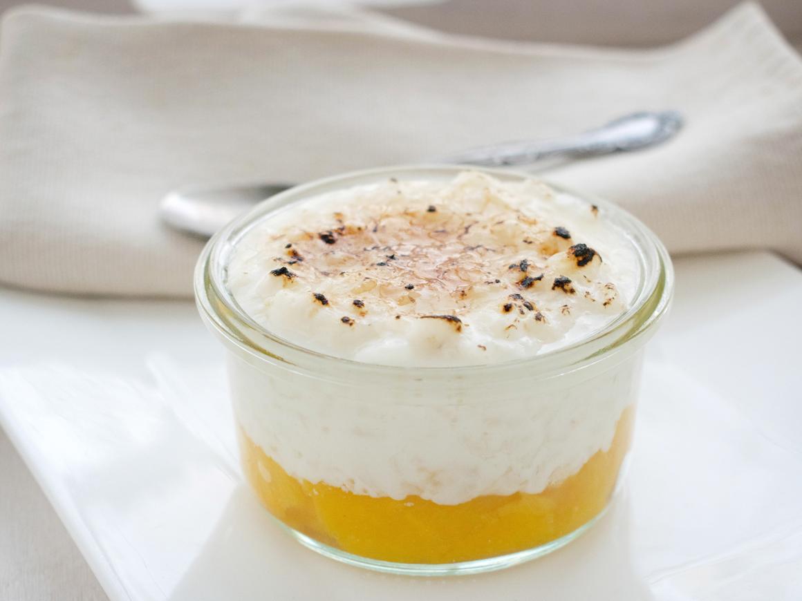 Milchreis-Brulée mit Kokosmilch