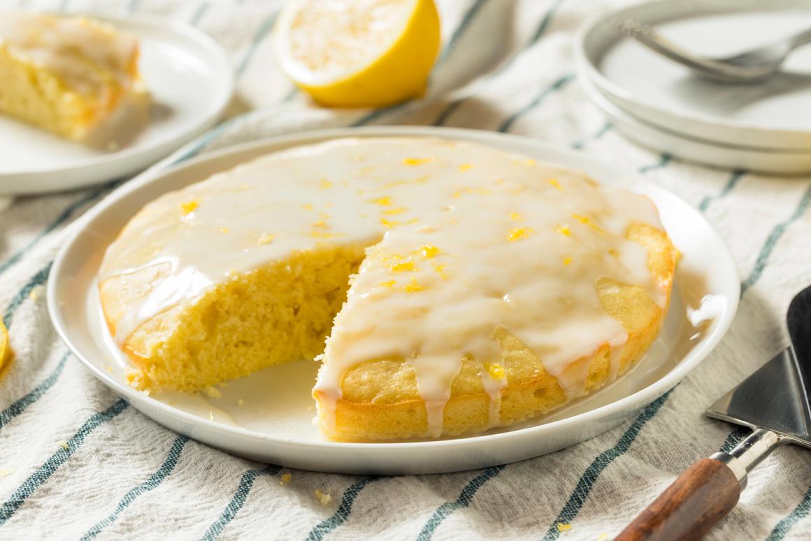 Zitronenlimoncello-Kuchen