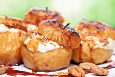 Gefüllte Äpfel mit Zimtcrème