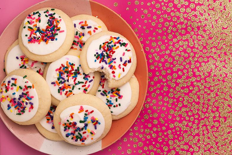 Crumbl Cookie