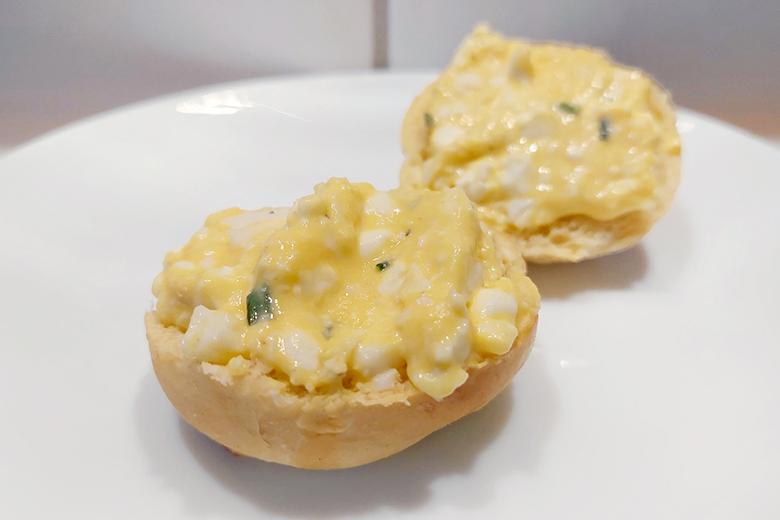Eiaufstrich mit Hüttenkäse
