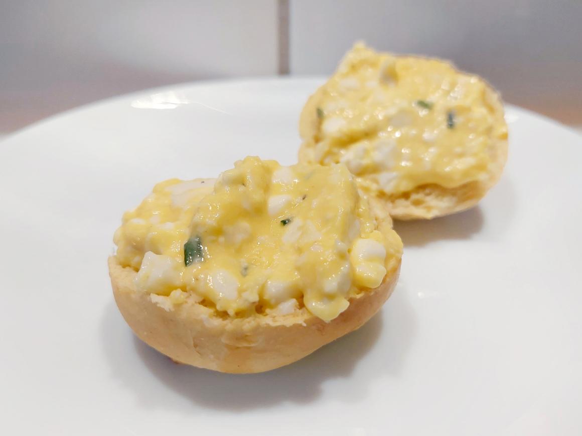 Eiaufstrich mit Hüttenkäse