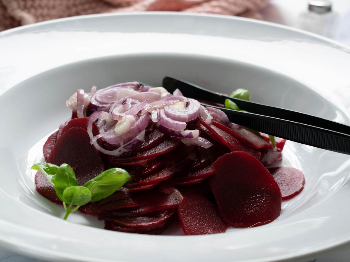 Randensalat an Himbeeressig