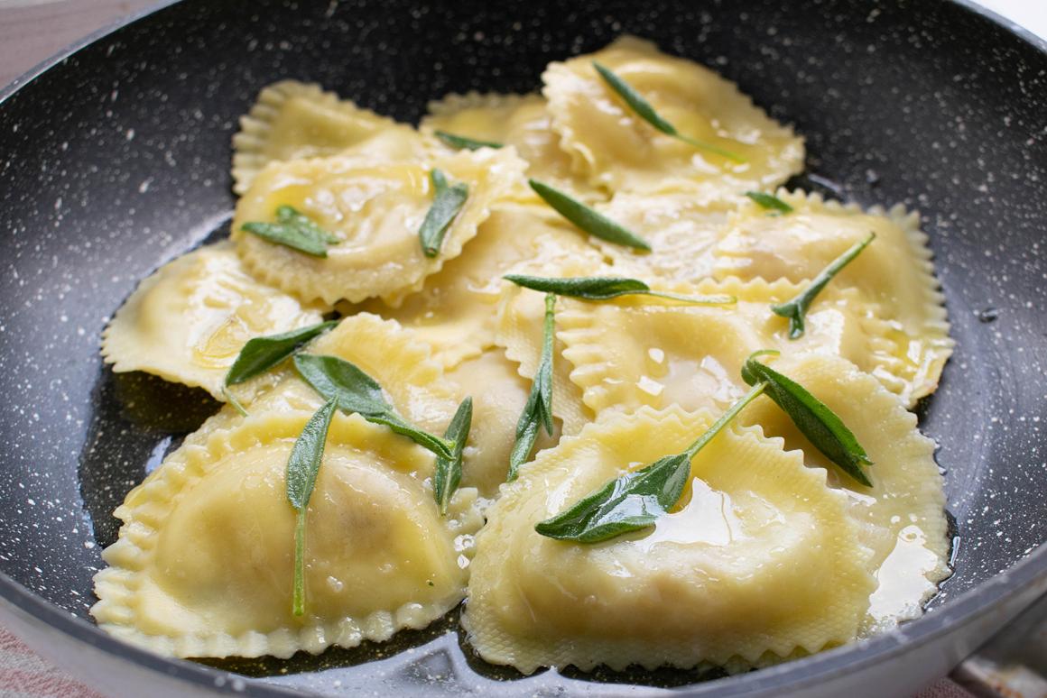 Kürbis im Teigtäschli