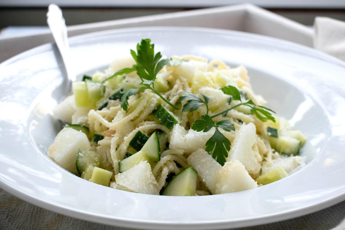 Spaghetti-Salat mit Melone