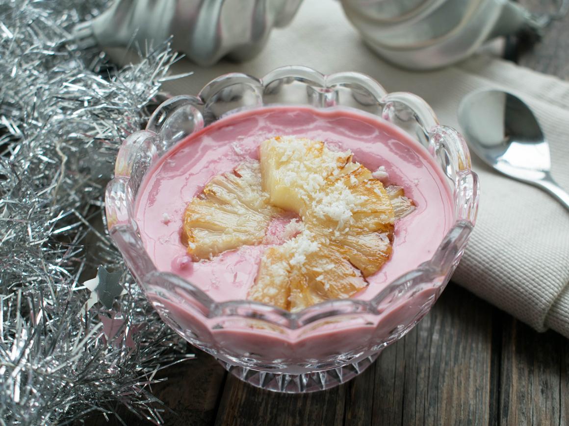 Cremiger Kokosquark mit Bratananas